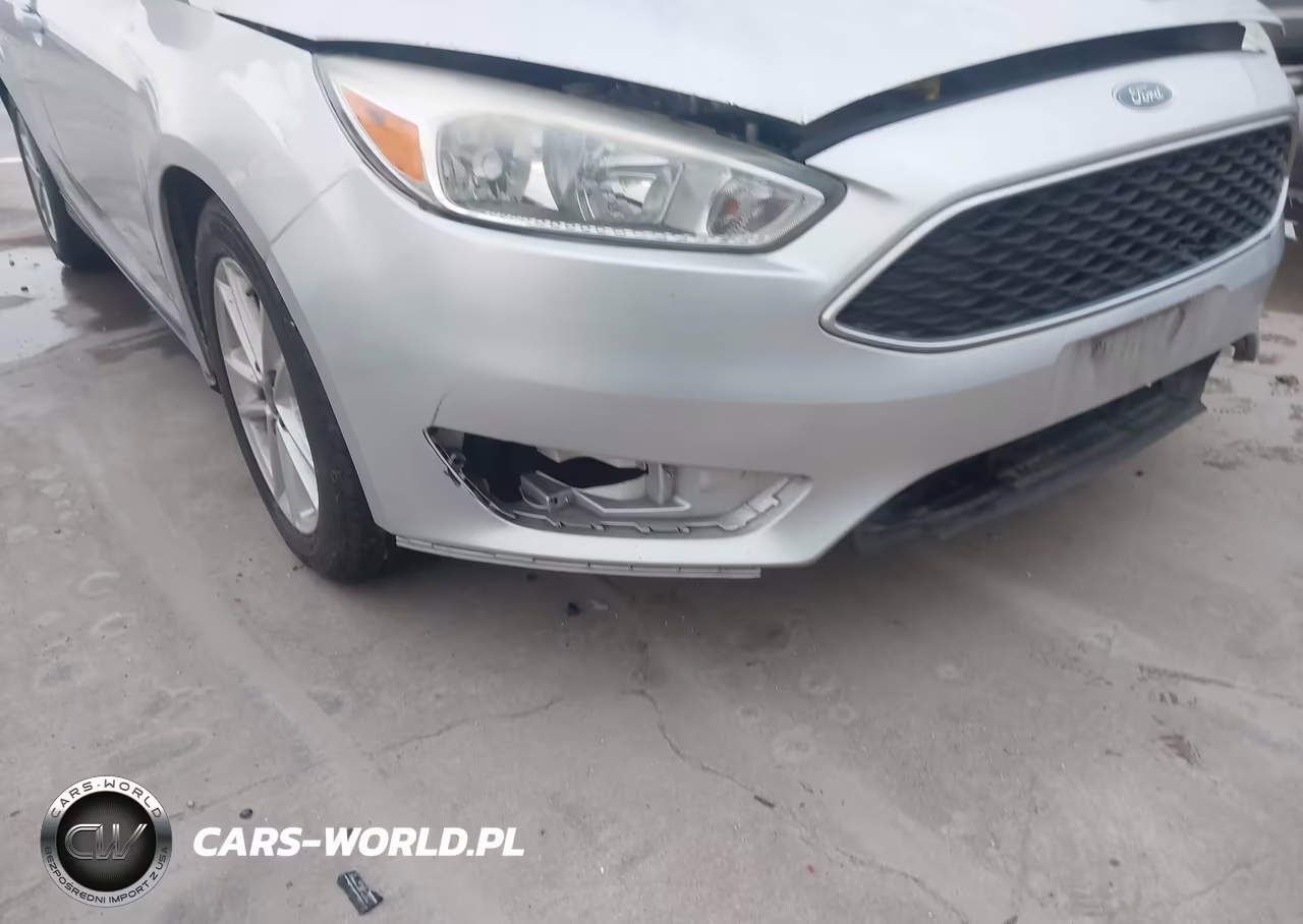 2015 Ford Focus Se VIN:1FADP3F22FL325611 - 12