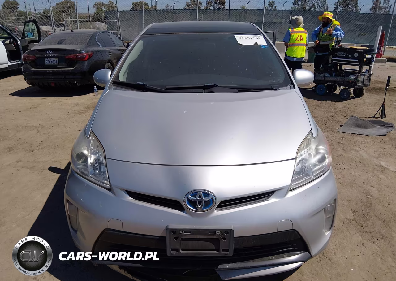 2014 Toyota Prius Three VIN:JTDKN3DU0E0382465 - 12