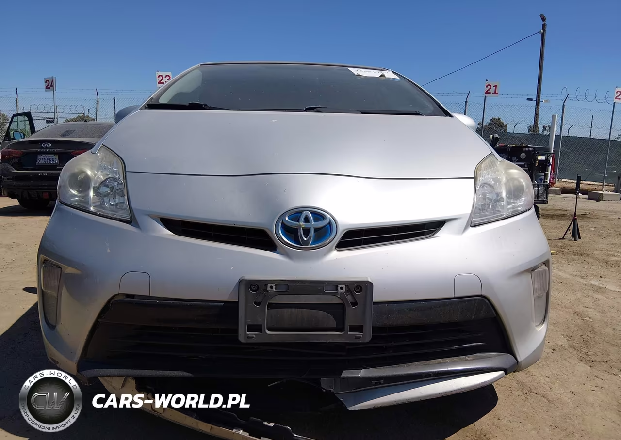 2014 Toyota Prius Three VIN:JTDKN3DU0E0382465 - 6