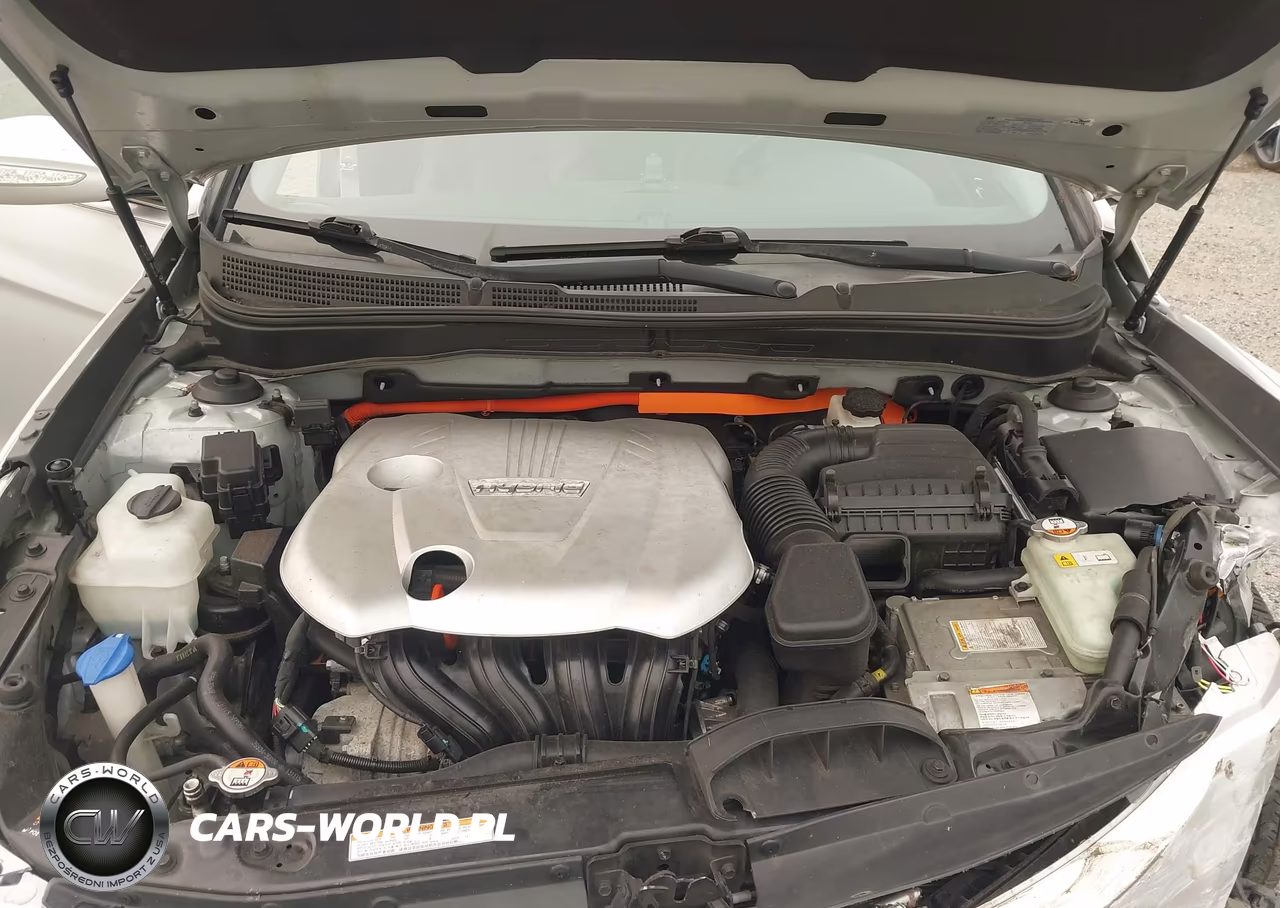 2014 Hyundai Sonata Hybrid Limited VIN:KMHEC4A43EA105747 - 10