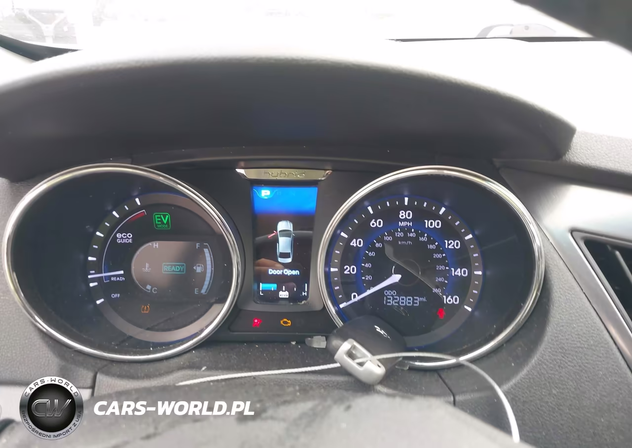 2014 Hyundai Sonata Hybrid Limited VIN:KMHEC4A43EA105747 - 7