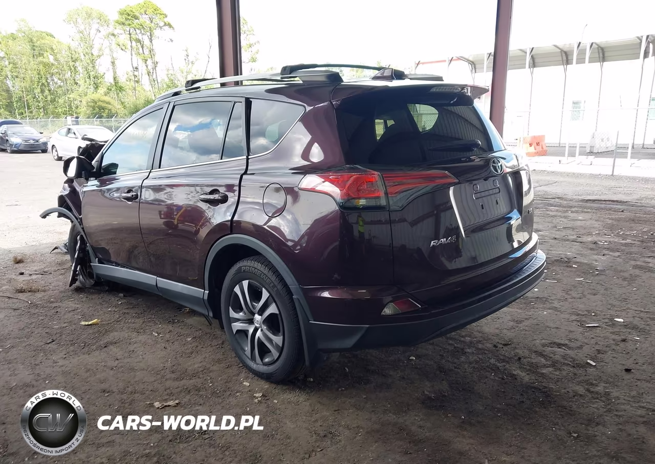 2018 Toyota Rav4 Le VIN:2T3ZFREV6JW514608 - 3