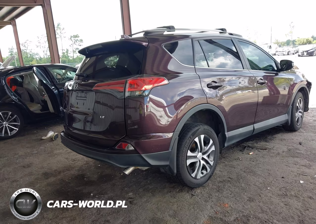 2018 Toyota Rav4 Le VIN:2T3ZFREV6JW514608 - 4