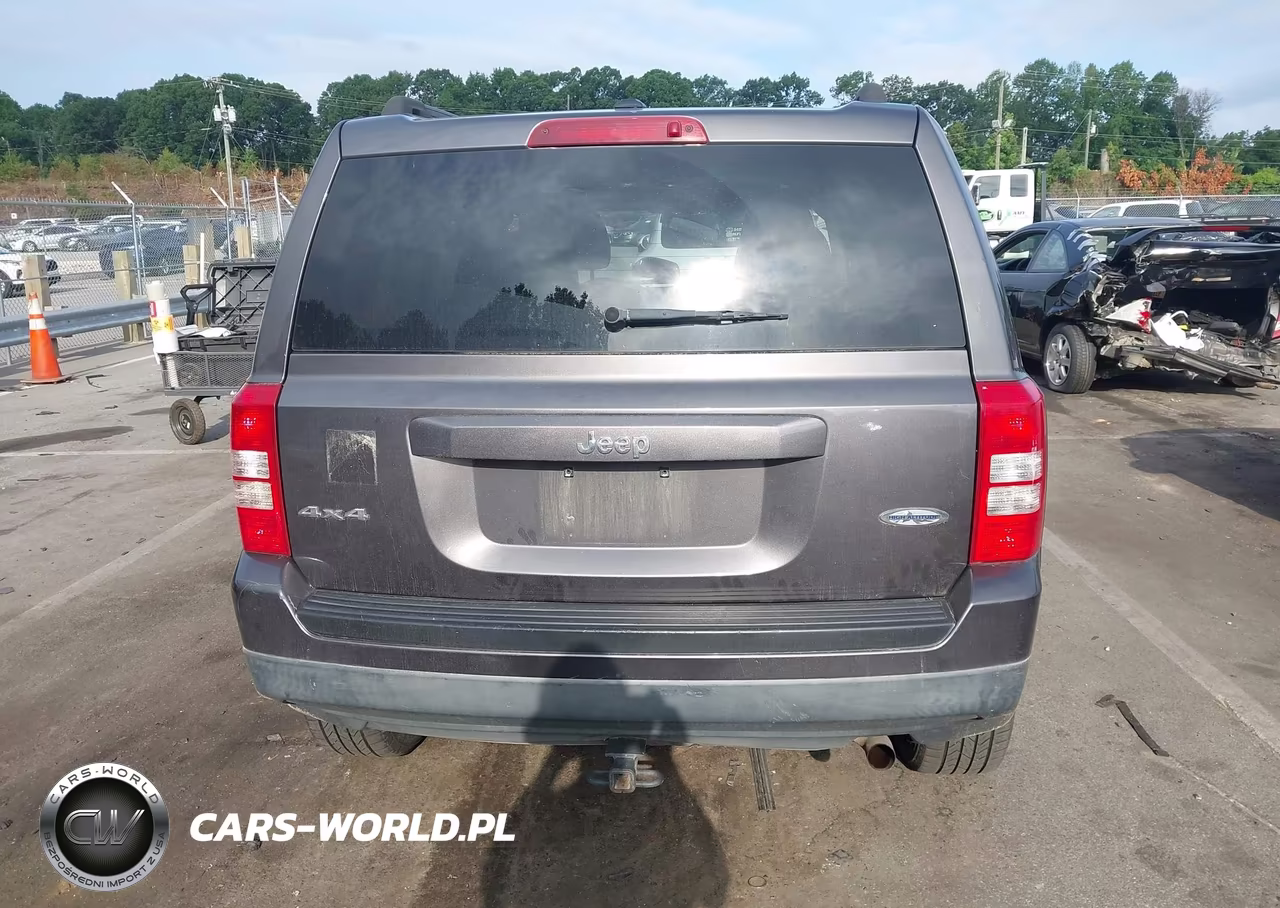 2015 Jeep Patriot High Altitude Edition VIN:1C4NJRFB5FD218033 - 16