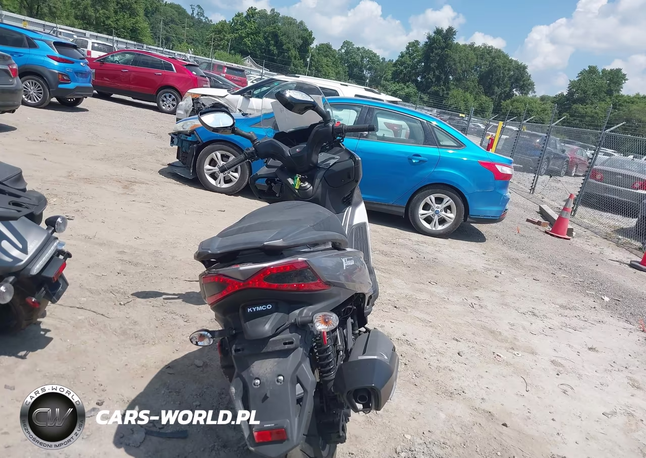 2018 Kymco Usa Inc X-Town 300 VIN:LC2W1M240JC100160 - 6