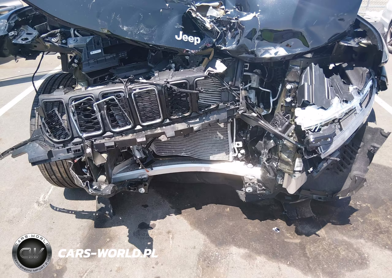 2025 Jeep Grand Cherokee Laredo X 4X2 VIN:1C4RJGAG5SC372847 - 6