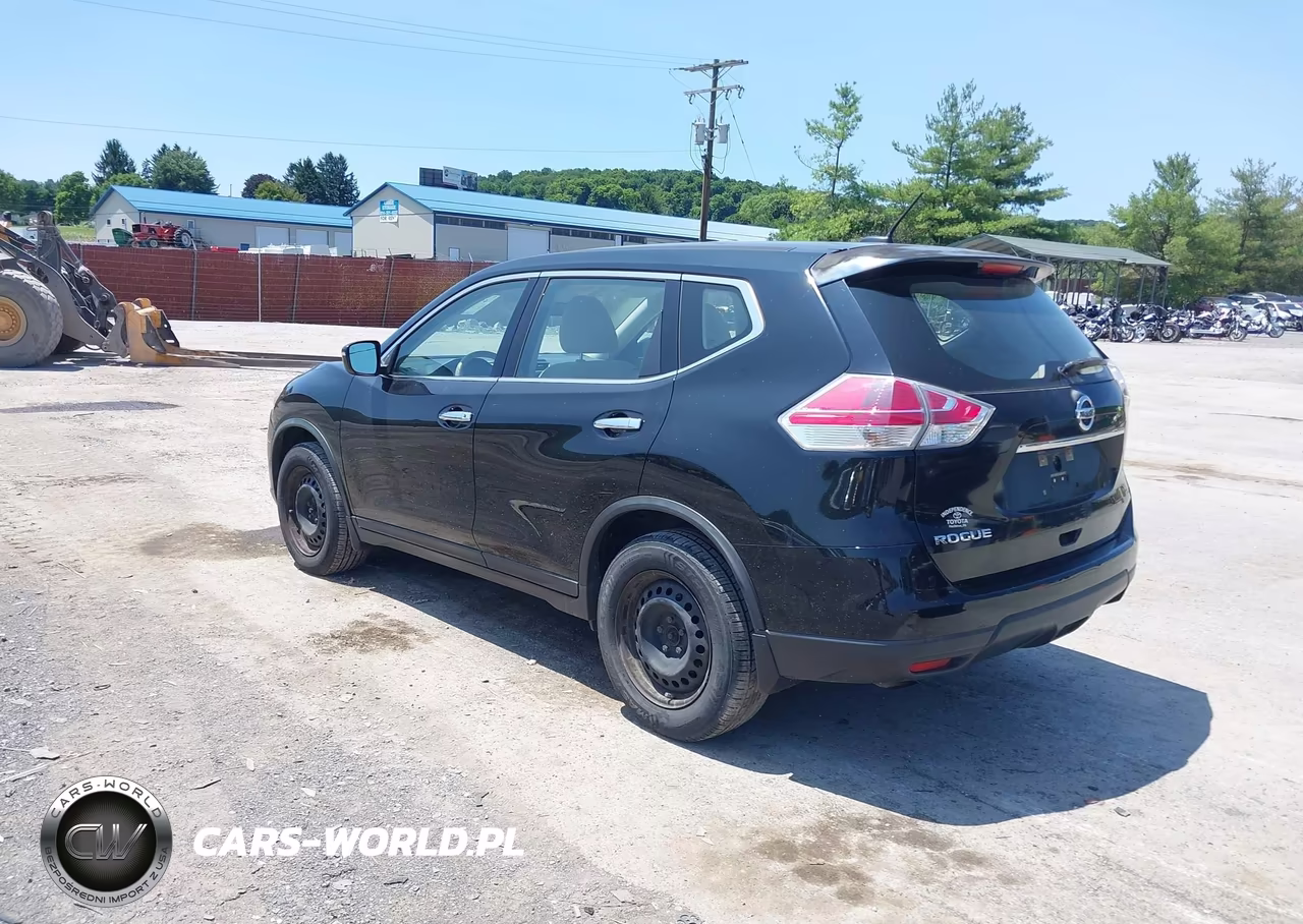 2015 Nissan Rogue S VIN:KNMAT2MV3FP562827 - 3