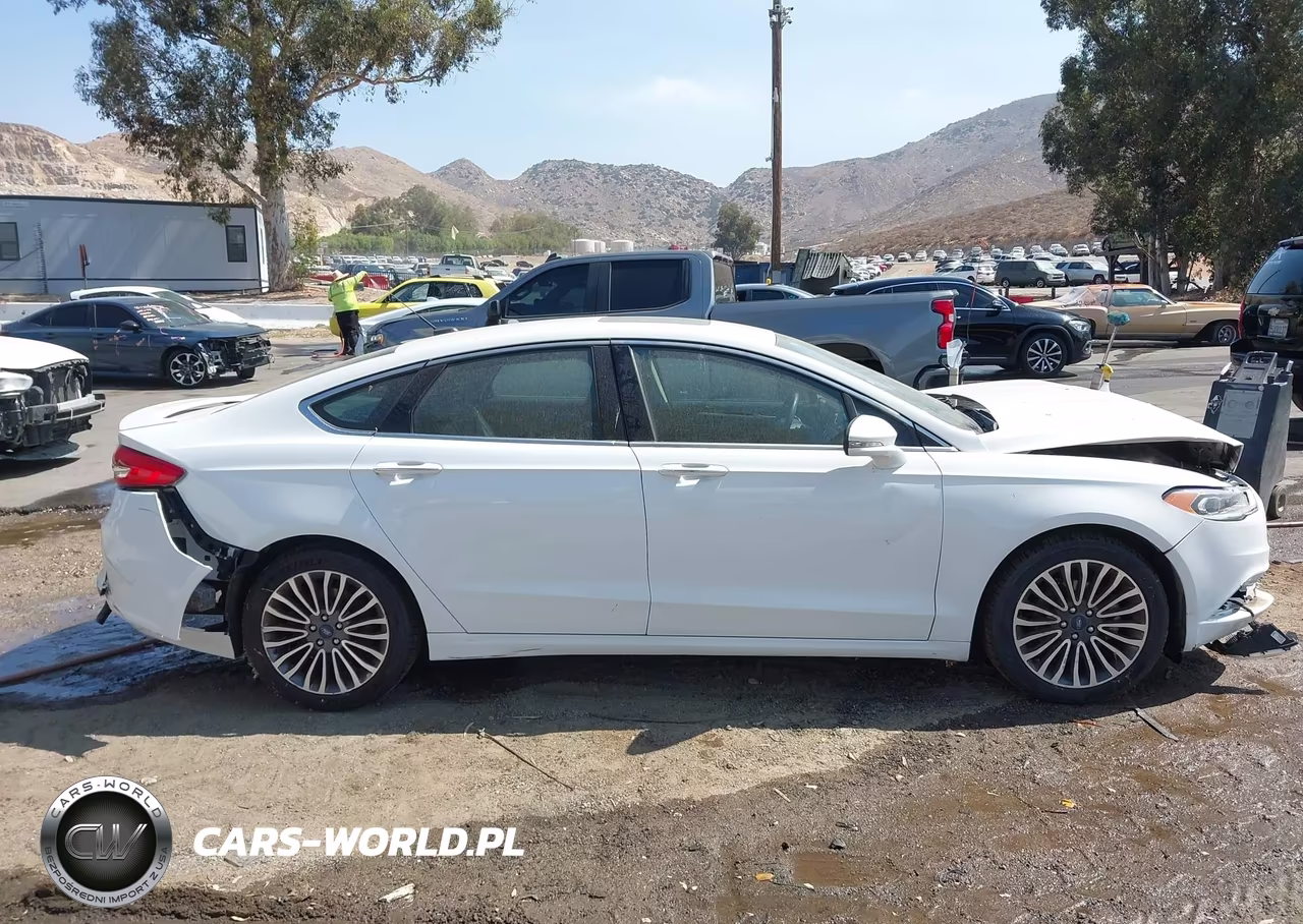 2018 Ford Fusion Titanium VIN:3FA6P0D90JR132018 - 13