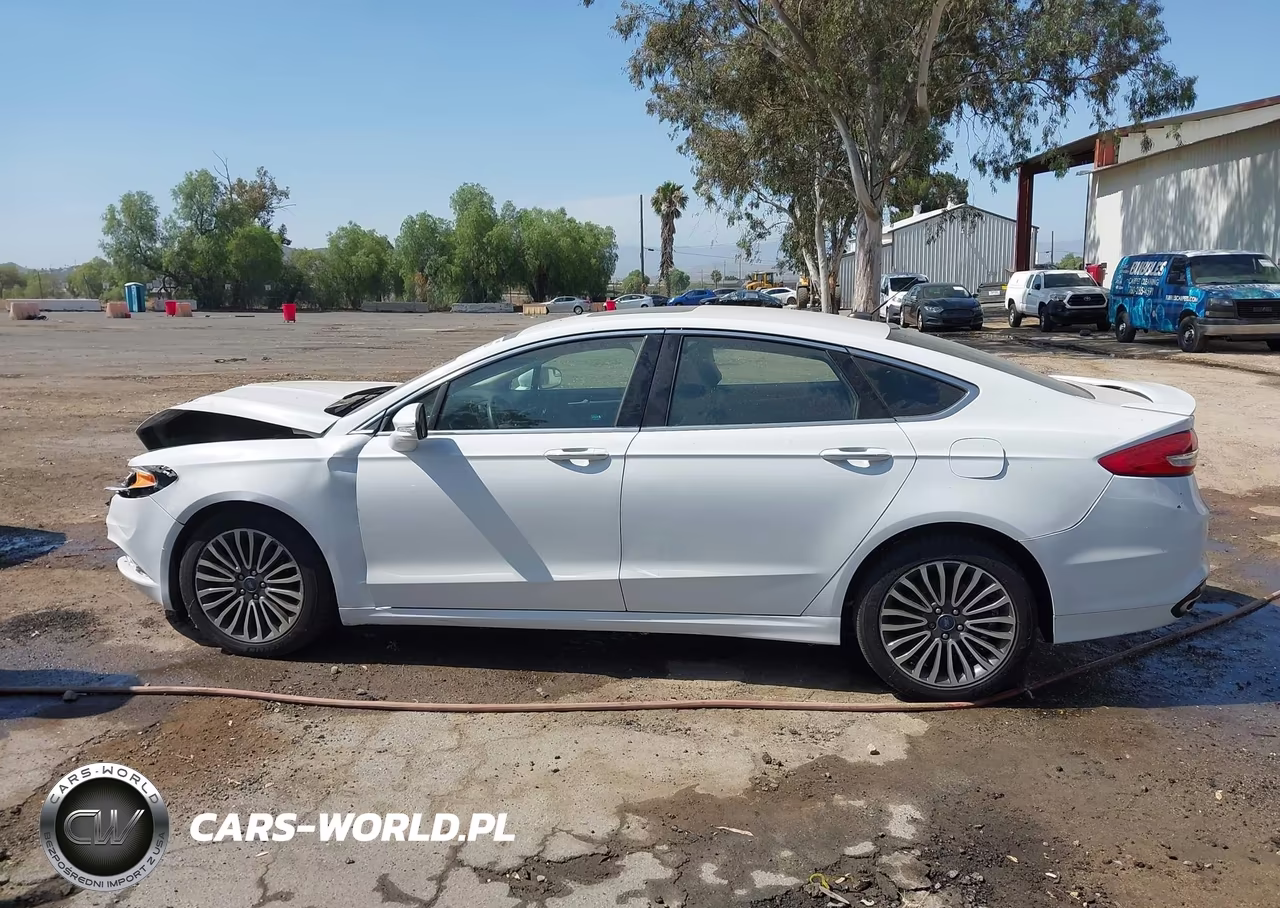 2018 Ford Fusion Titanium VIN:3FA6P0D90JR132018 - 14