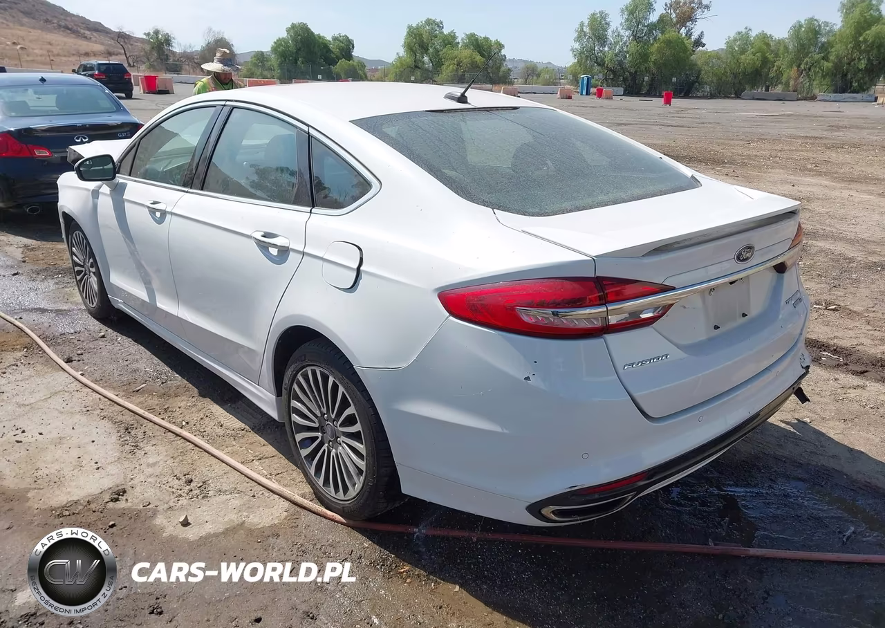 2018 Ford Fusion Titanium VIN:3FA6P0D90JR132018 - 3