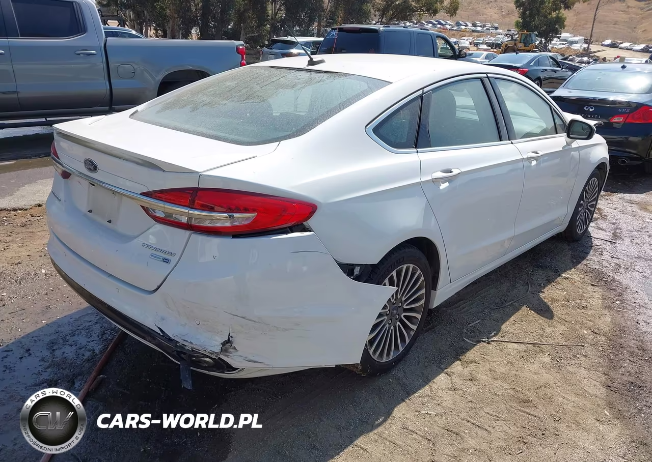 2018 Ford Fusion Titanium VIN:3FA6P0D90JR132018 - 4
