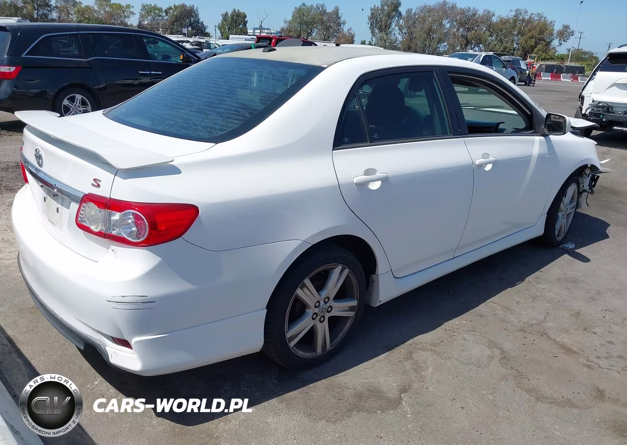 2013 Toyota Corolla S VIN:5YFBU4EE0DP143809 - 4