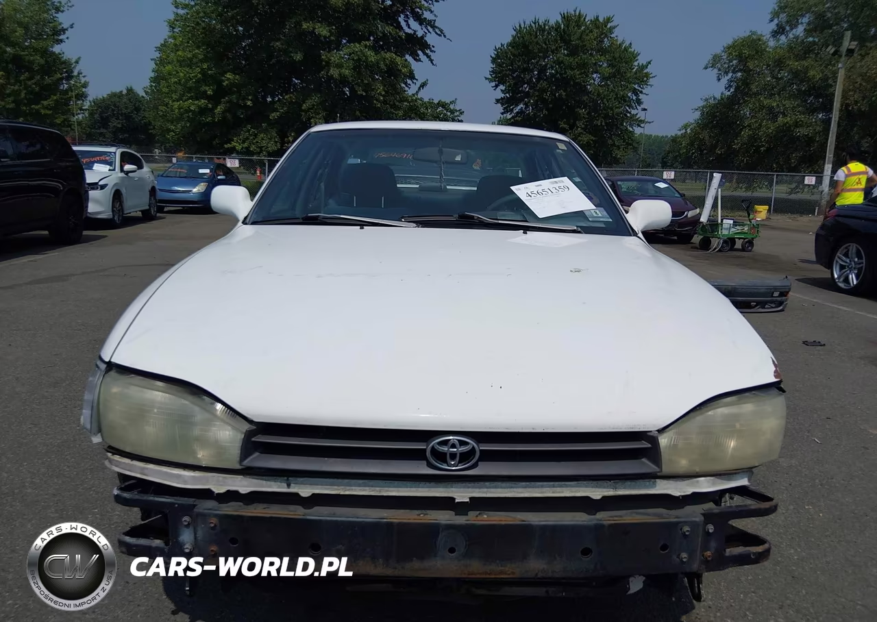 1992 Toyota Camry Le VIN:4T1SK12E6NU024591 - 12