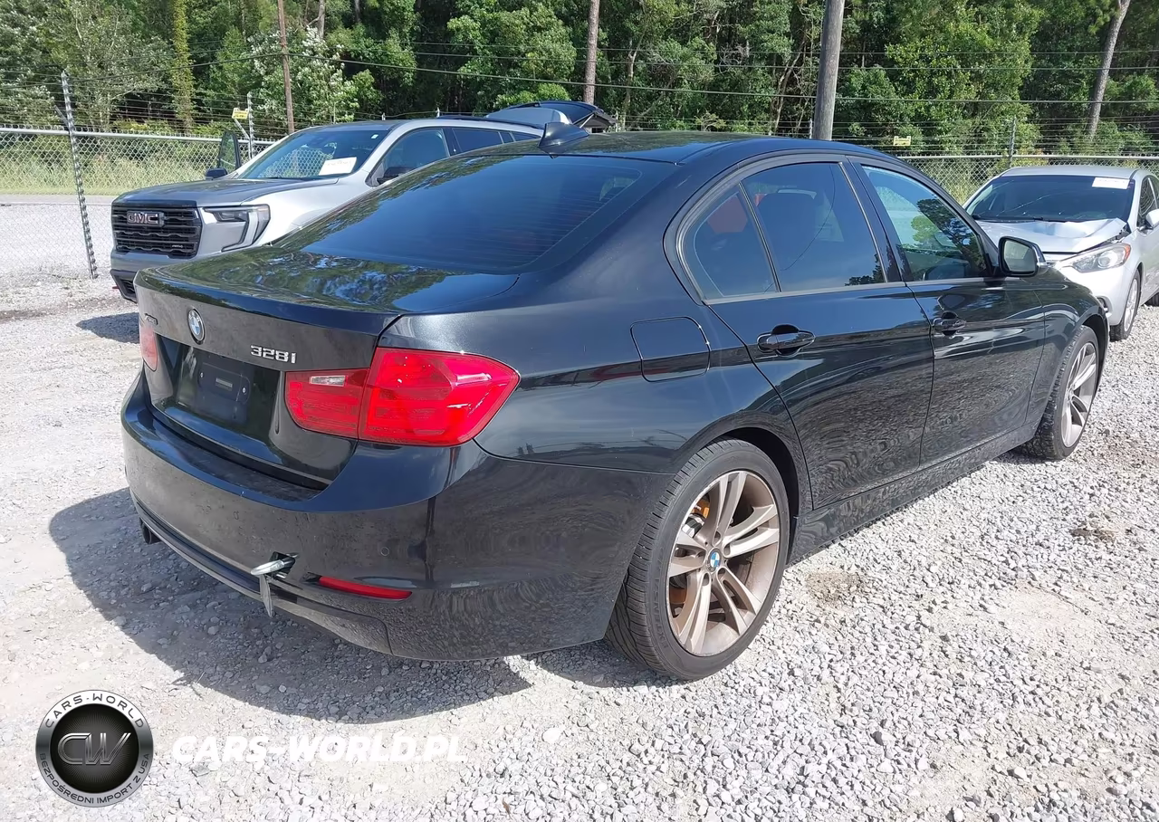 2015 BMW 328I xDrive VIN:WBA3B3G52FNR87879 - 4