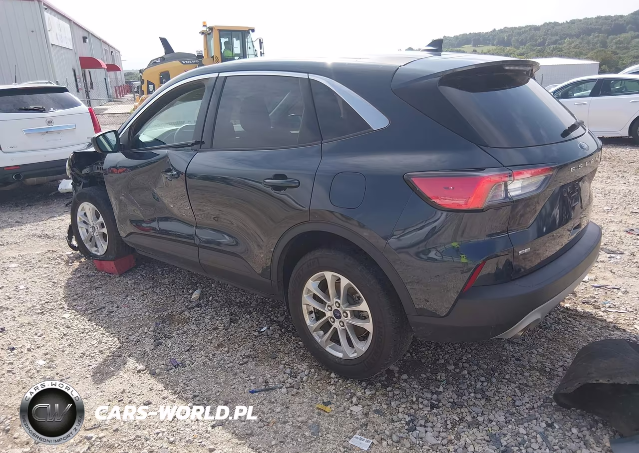 2022 Ford Escape Se VIN:1FMCU0G69NUB43097 - 3