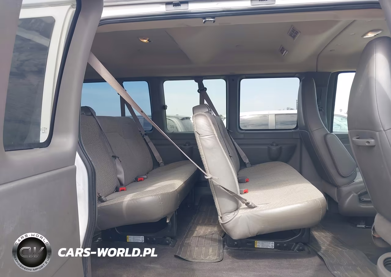 2019 Chevrolet Express 3500 Ls VIN:1GAZGNFG6K1355071 - 8