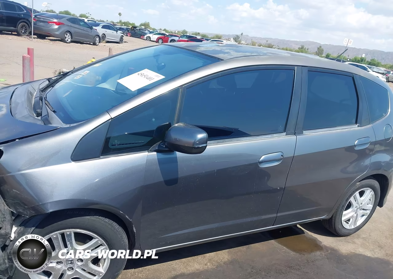 2012 Honda Fit VIN:JHMGE8H3XCC023865 - 15