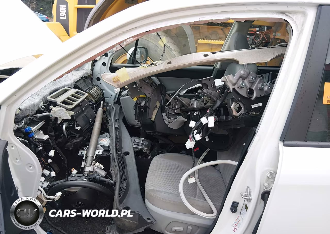 2015 Subaru Forester 2.5I Premium VIN:JF2SJADC7FH518067 - 12