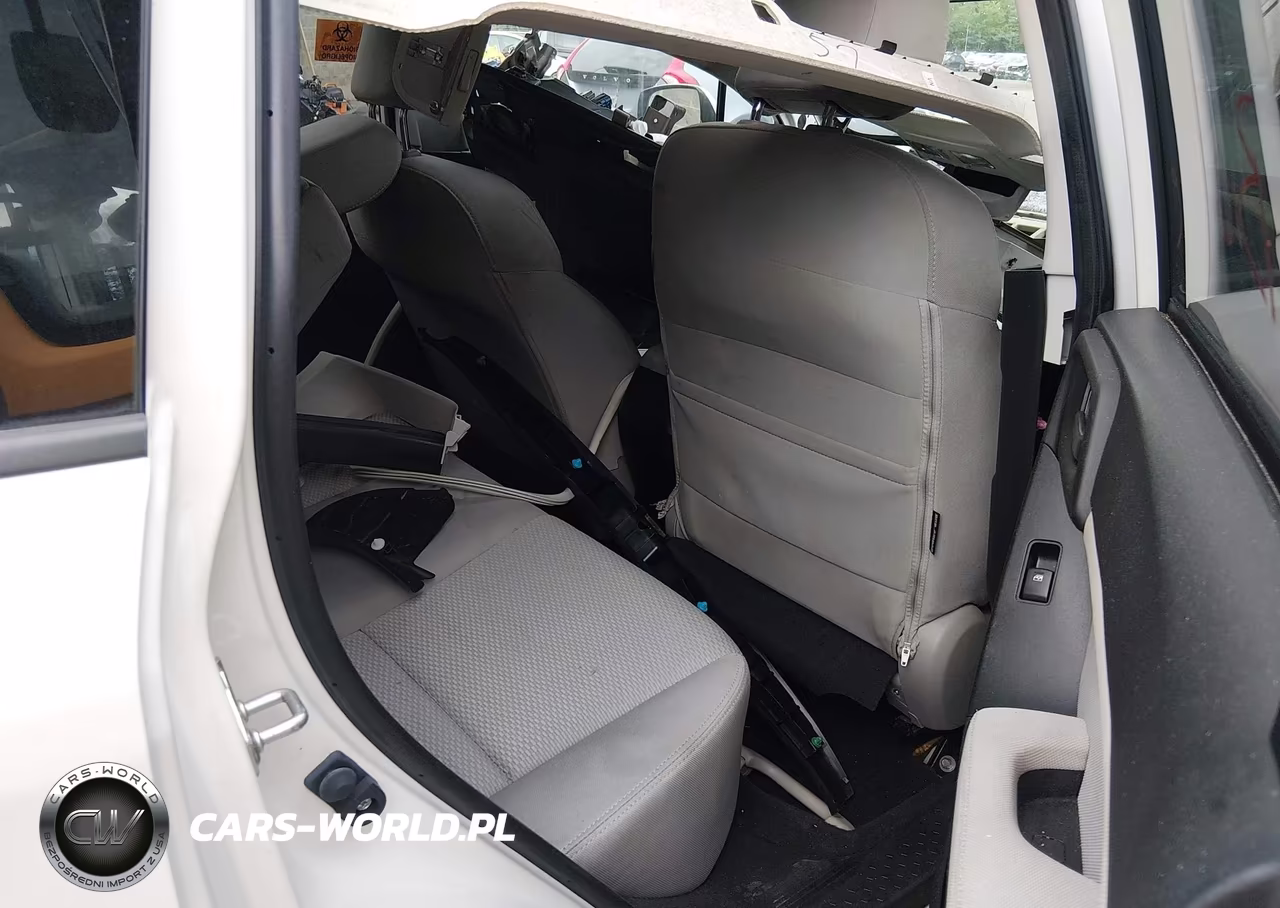 2015 Subaru Forester 2.5I Premium VIN:JF2SJADC7FH518067 - 8