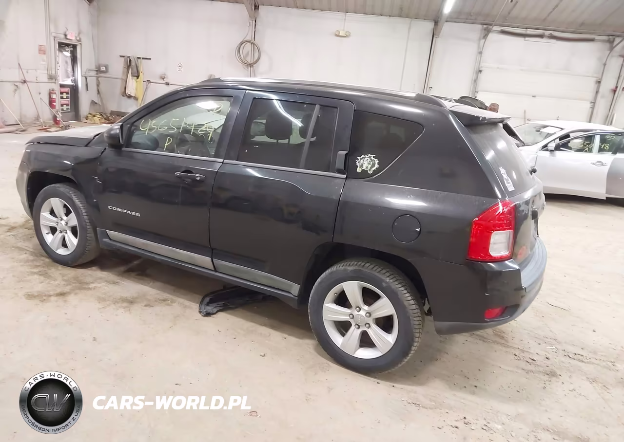 2011 Jeep Compass VIN:1J4NT1FB6BD189920 - 3
