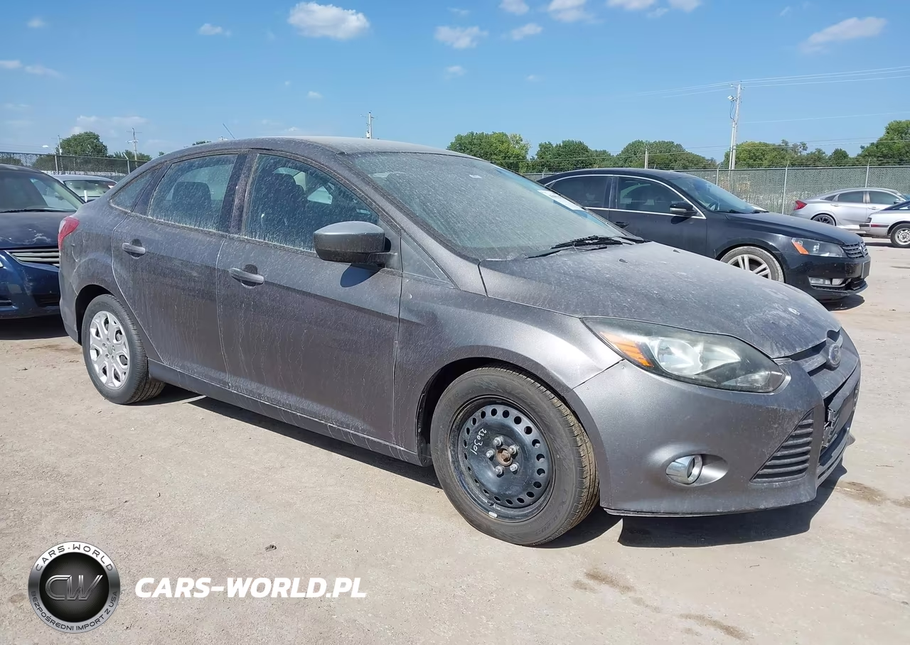 2012 Ford Focus Se VIN:1FAHP3F22CL217356 - 1