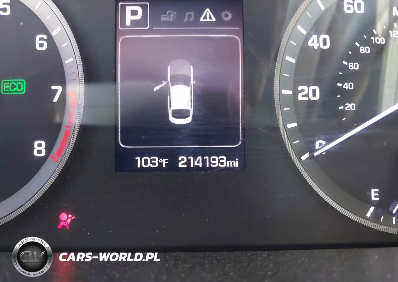 2015 Hyundai Sonata Sport VIN:5NPE34AFXFH102621 - 15
