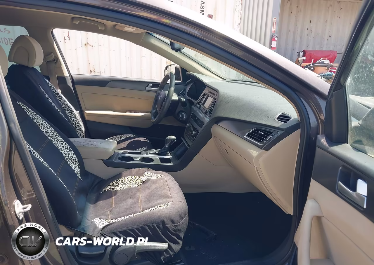2015 Hyundai Sonata Sport VIN:5NPE34AFXFH102621 - 5