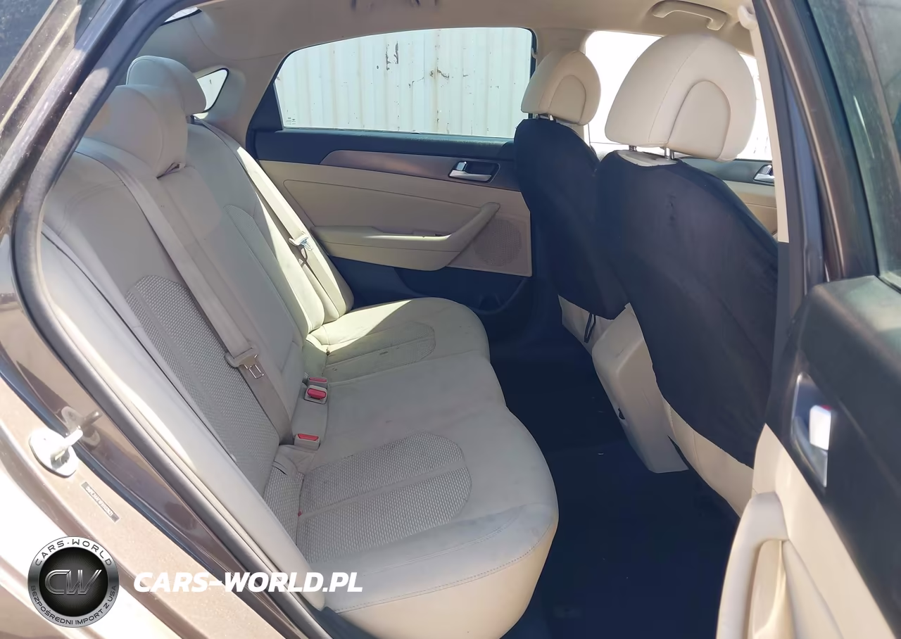 2015 Hyundai Sonata Sport VIN:5NPE34AFXFH102621 - 8