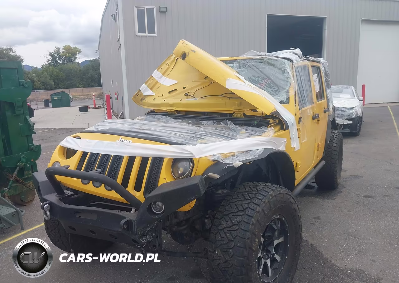 2015 Jeep Wrangler Unlimited Sport VIN:1C4BJWDGXFL592109 - 6