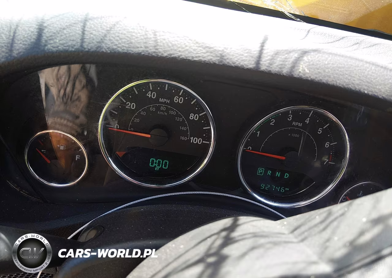 2015 Jeep Wrangler Unlimited Sport VIN:1C4BJWDGXFL592109 - 7