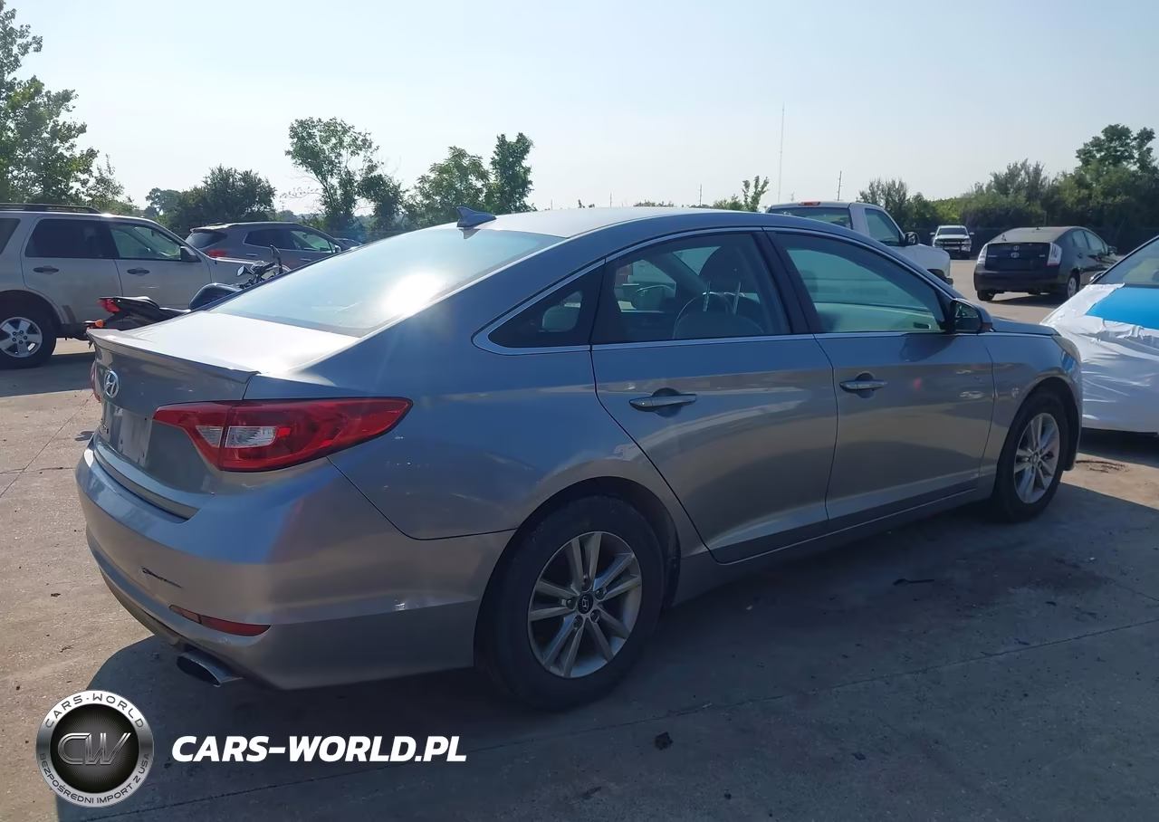 2017 Hyundai Sonata VIN:5NPE24AF4HH521571 - 4