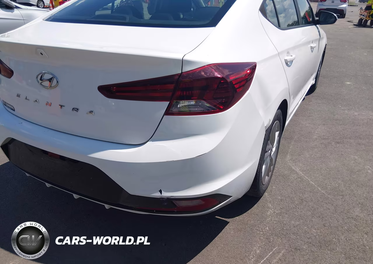 2019 Hyundai Elantra Sel VIN:5NPD84LF0KH475946 - 17