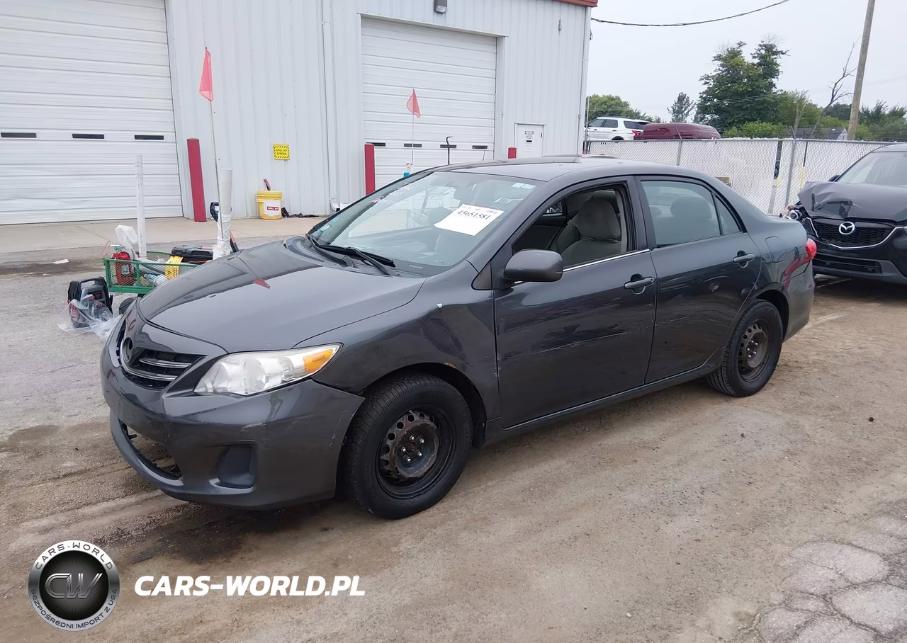 2013 Toyota Corolla Le VIN:2T1BU4EE7DC922561 - 2