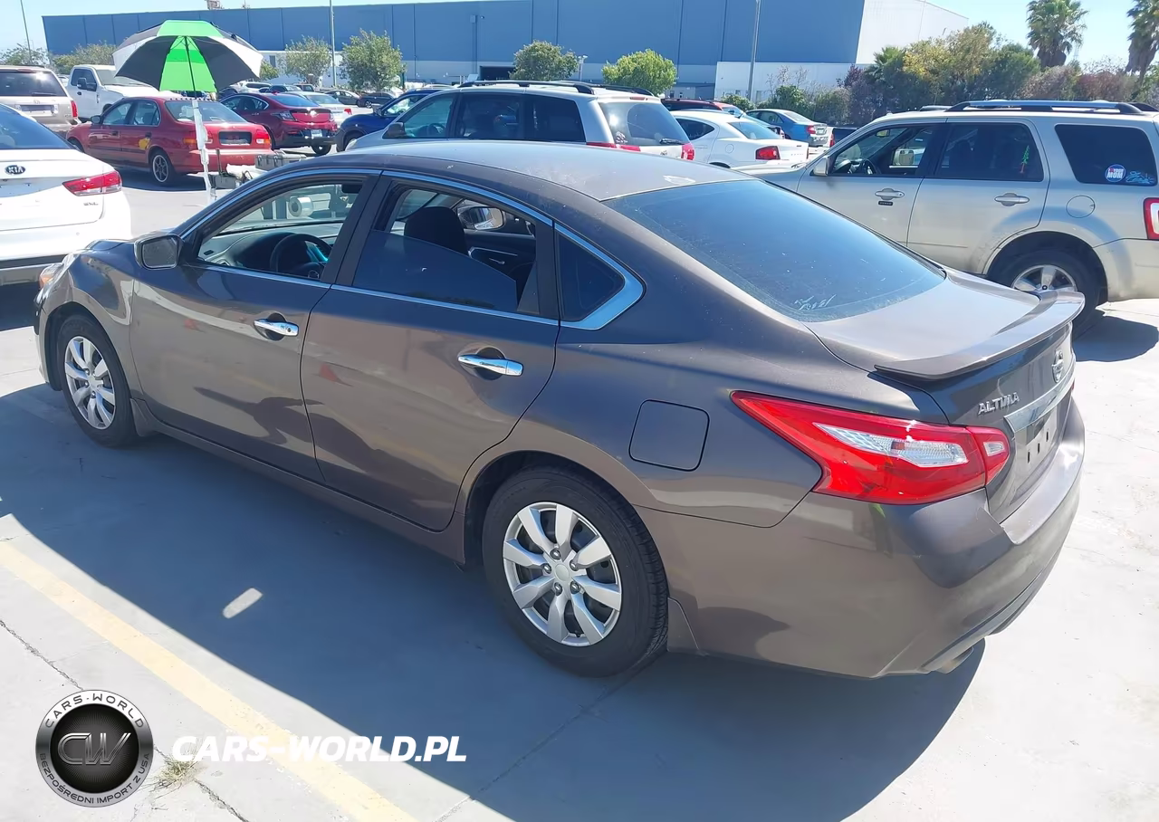 2016 Nissan Altima 2.5 S VIN:1N4AL3AP8GC130082 - 3