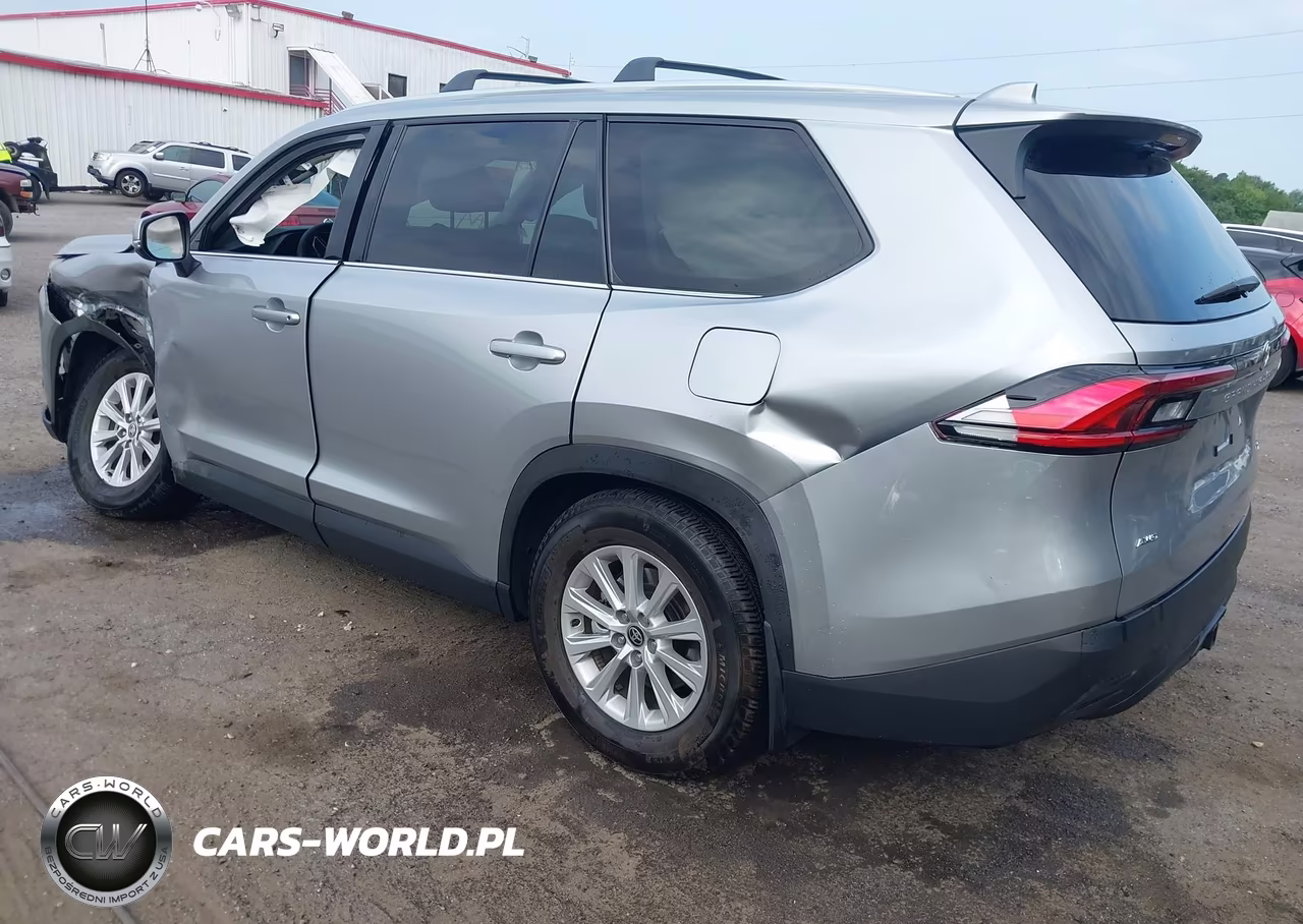 2024 Toyota Grand Highlander Xle VIN:5TDAAAB50RS006908 - 3