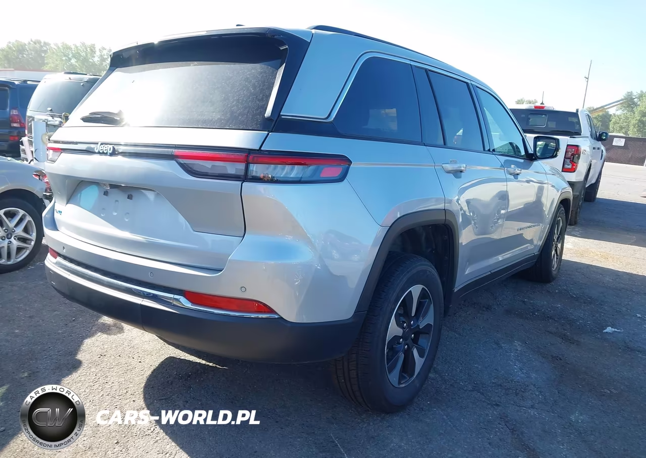 2024 Jeep Grand Cherokee 4Xe VIN:1C4RJYB64RC116933 - 4