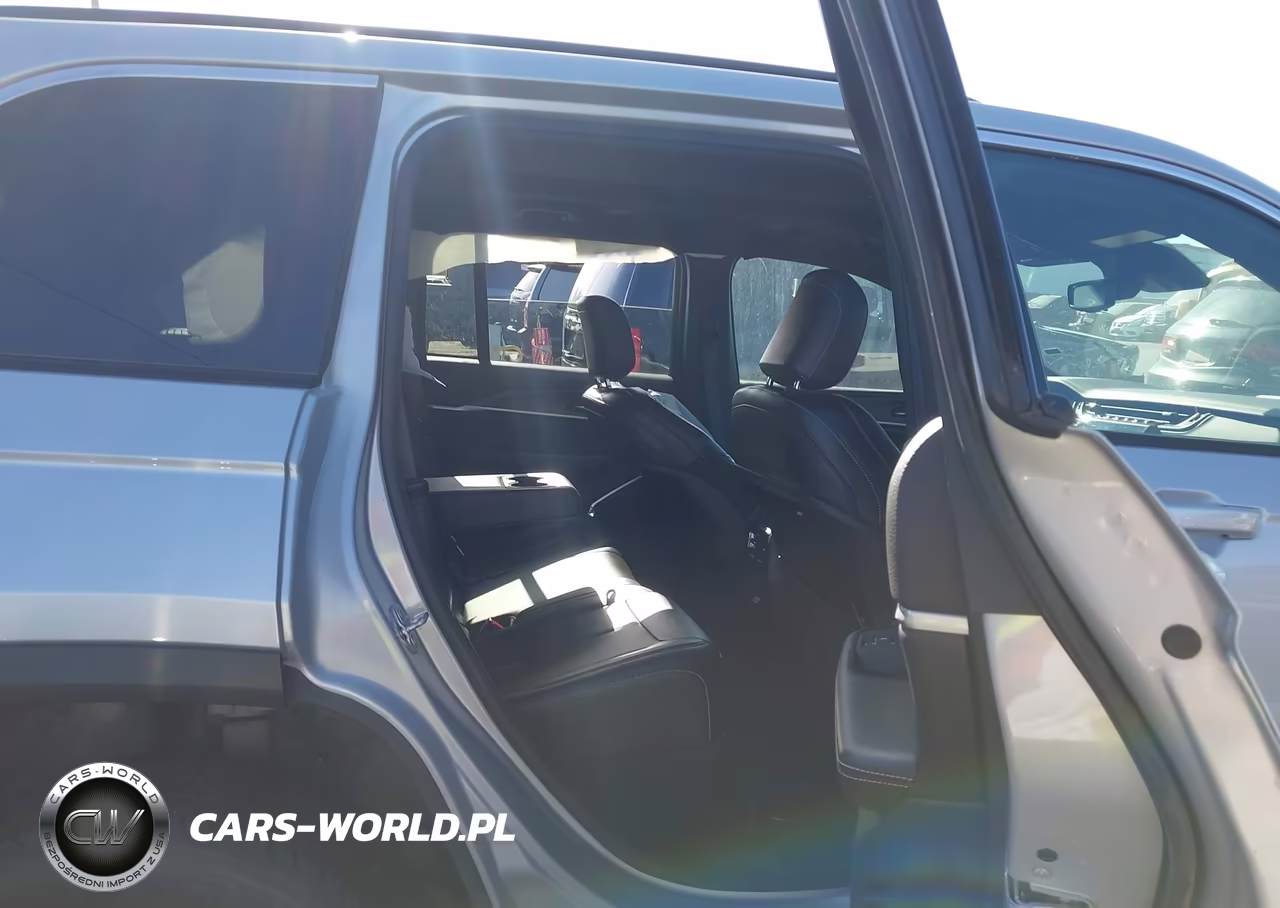 2024 Jeep Grand Cherokee 4Xe VIN:1C4RJYB64RC116933 - 8
