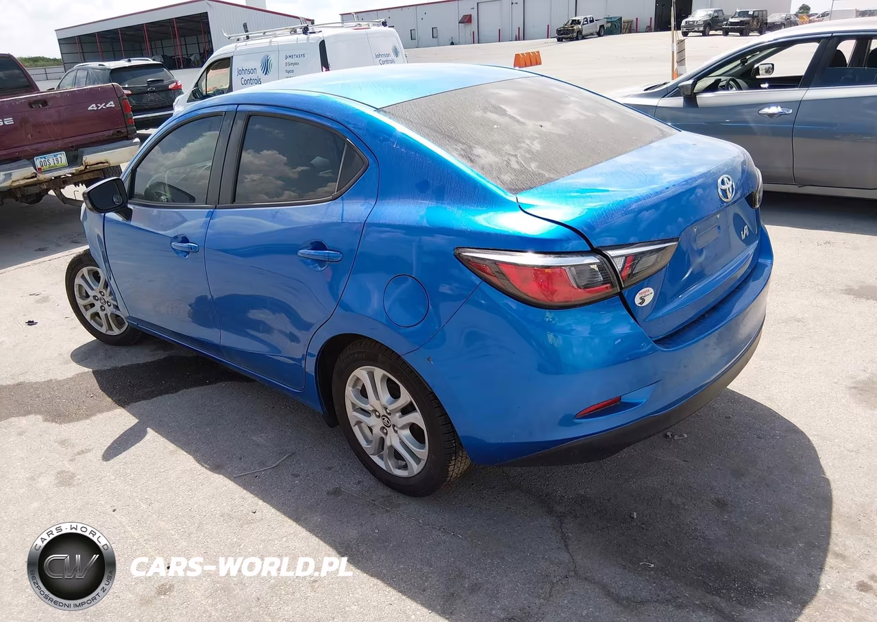 2018 Toyota Yaris Ia VIN:3MYDLBYV4JY311234 - 3