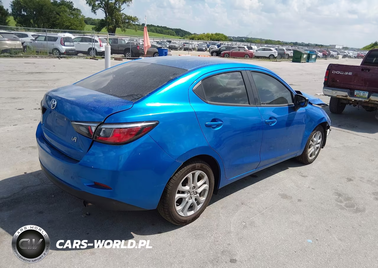 2018 Toyota Yaris Ia VIN:3MYDLBYV4JY311234 - 4