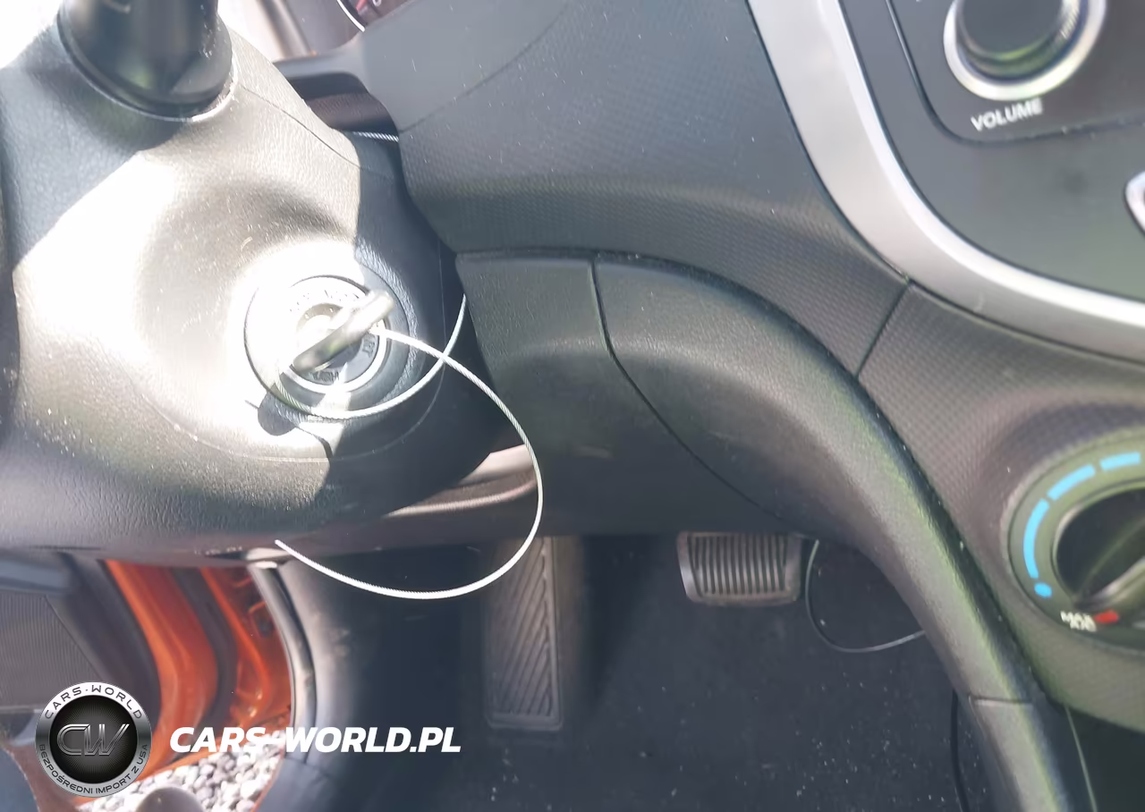 2015 Hyundai Accent Gs VIN:KMHCT5AE2FU220944 - 11