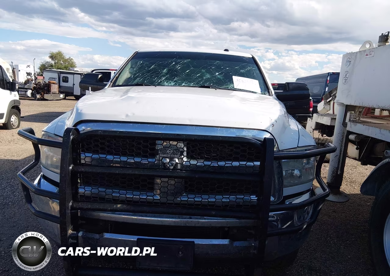 2018 Ram 2500 Tradesman 4X4 8' Box VIN:3C6UR5HL8JG237682 - 12