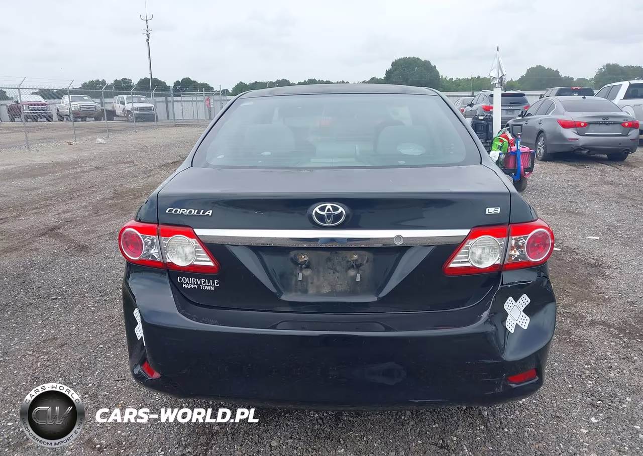 2013 Toyota Corolla Le VIN:5YFBU4EE8DP189811 - 17