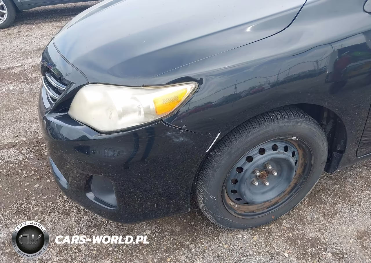 2013 Toyota Corolla Le VIN:5YFBU4EE8DP189811 - 18