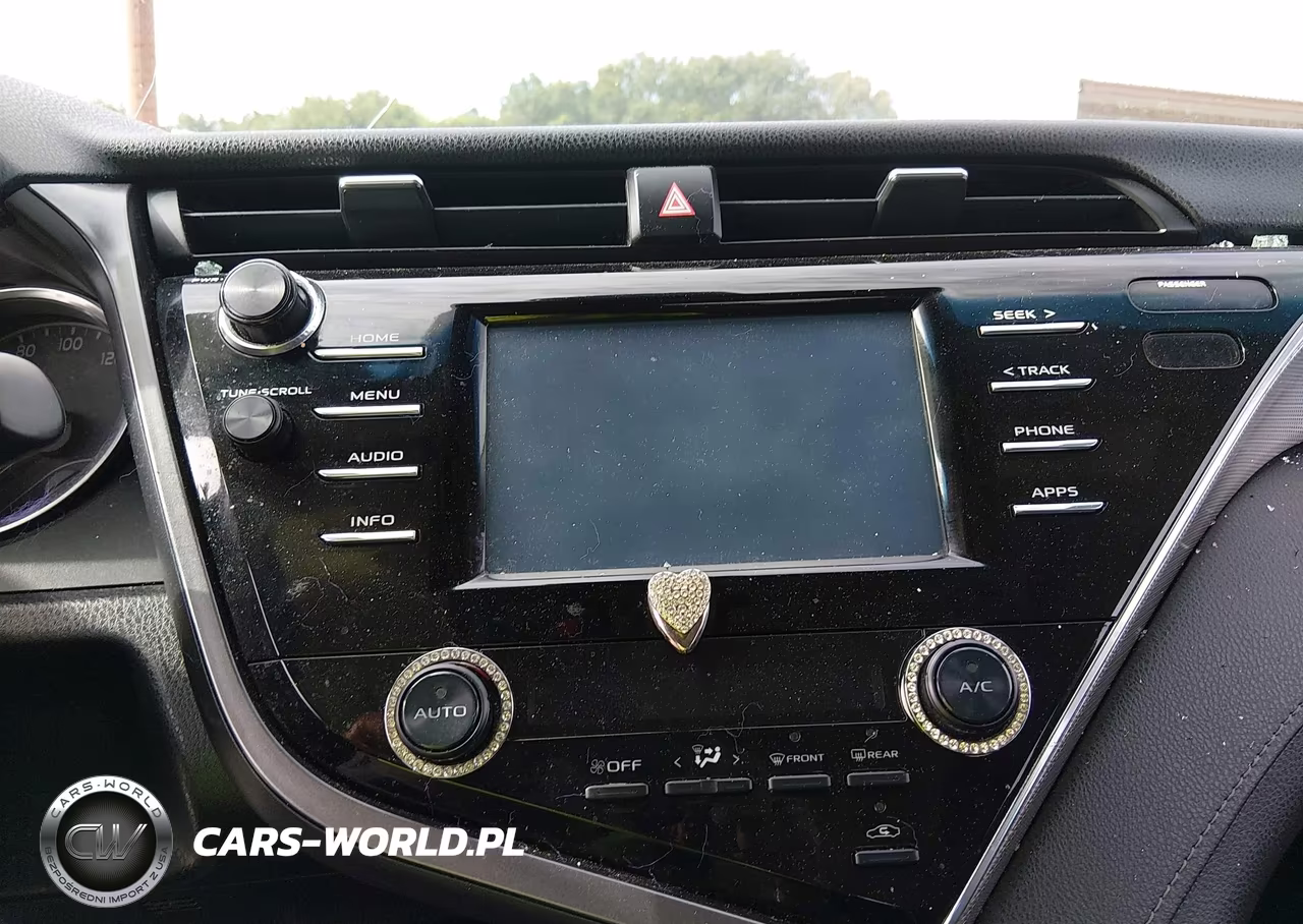 2018 Toyota Camry Se VIN:4T1B11HKXJU105300 - 20
