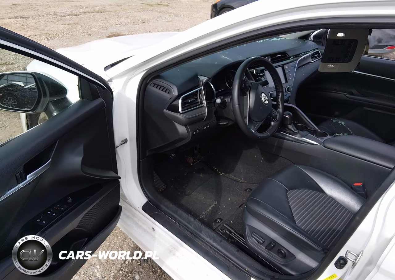 2018 Toyota Camry Se VIN:4T1B11HKXJU105300 - 21