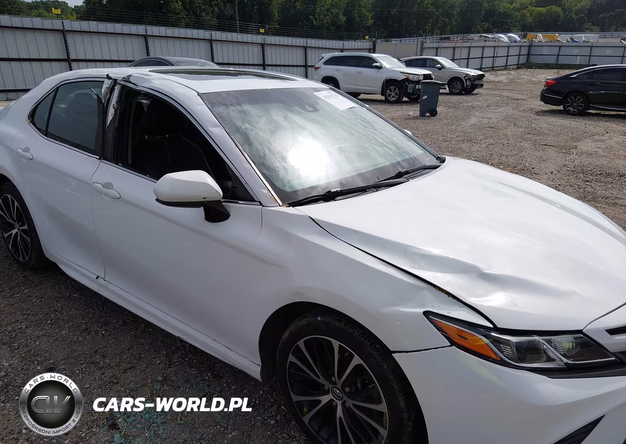 2018 Toyota Camry Se VIN:4T1B11HKXJU105300 - 6