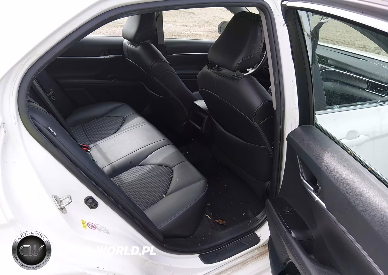 2018 Toyota Camry Se VIN:4T1B11HKXJU105300 - 8