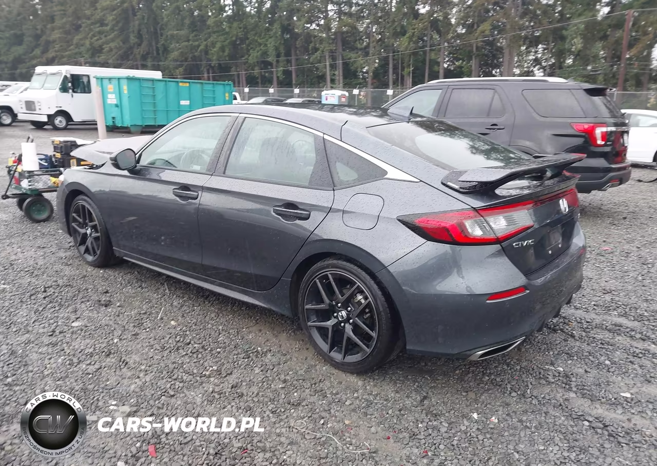 2024 Honda Civic Sport Touring VIN:19XFL1H83RE017204 - 3