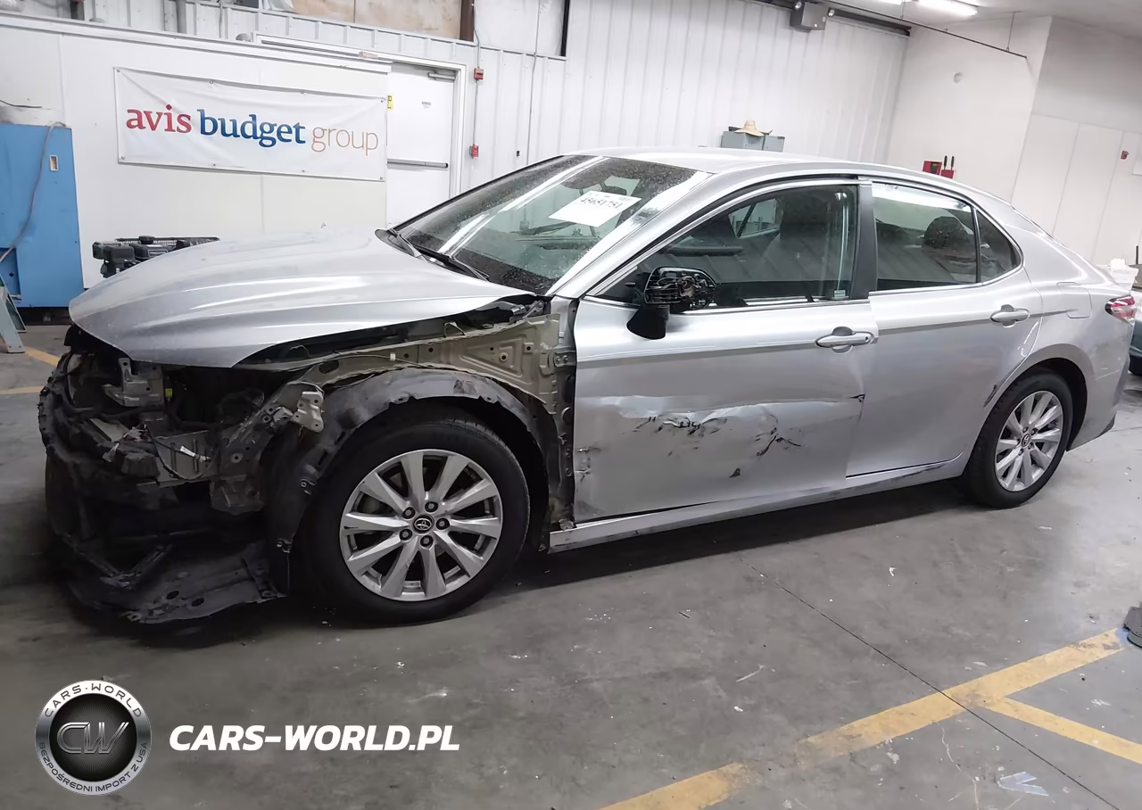2018 Toyota Camry Le VIN:4T1B11HK0JU628521 - 15