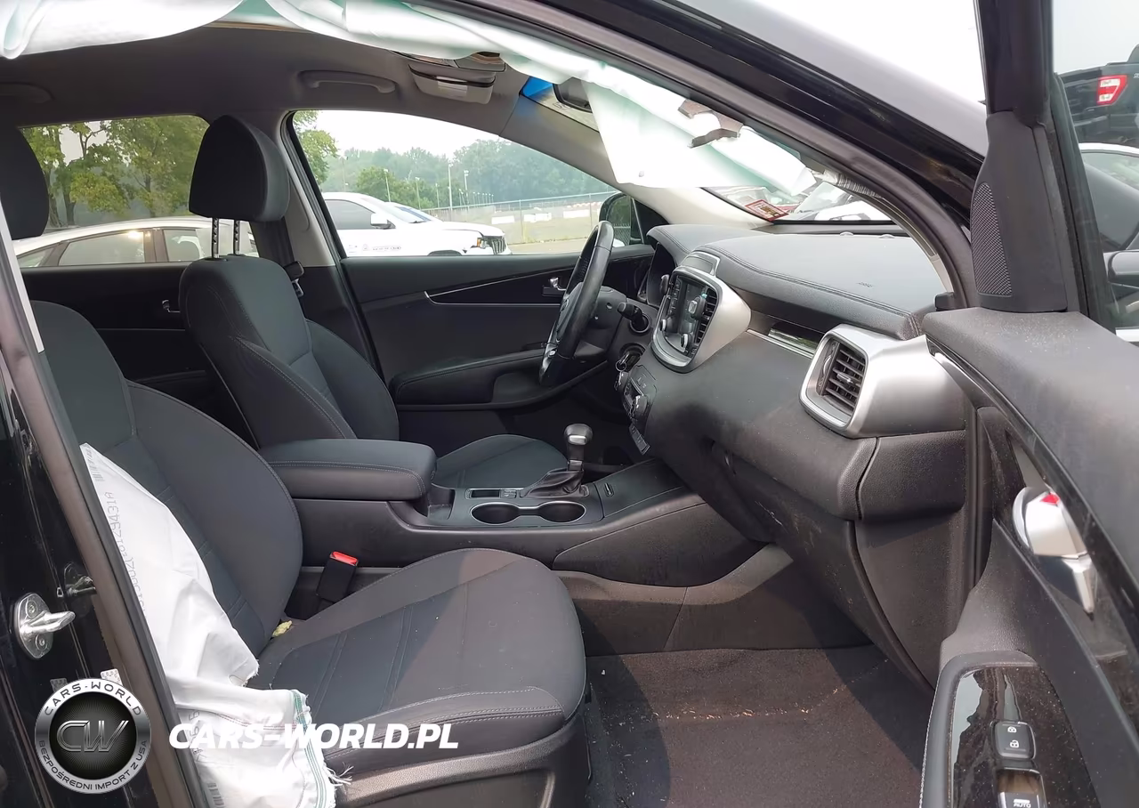 2019 Kia Sorento 3.3L S VIN:5XYPGDA51KG587737 - 5